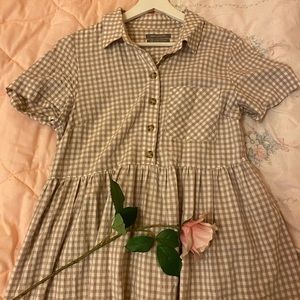 gingham babydoll cottage shirt dress 🍑🌙🌿